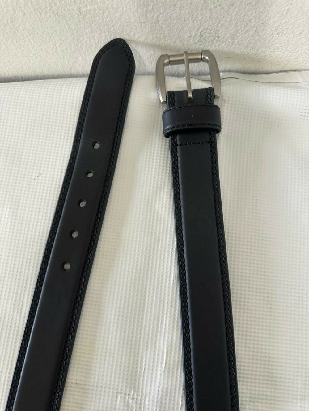Classic Black Leather Belt with Brushed Silver Buckle Size 46